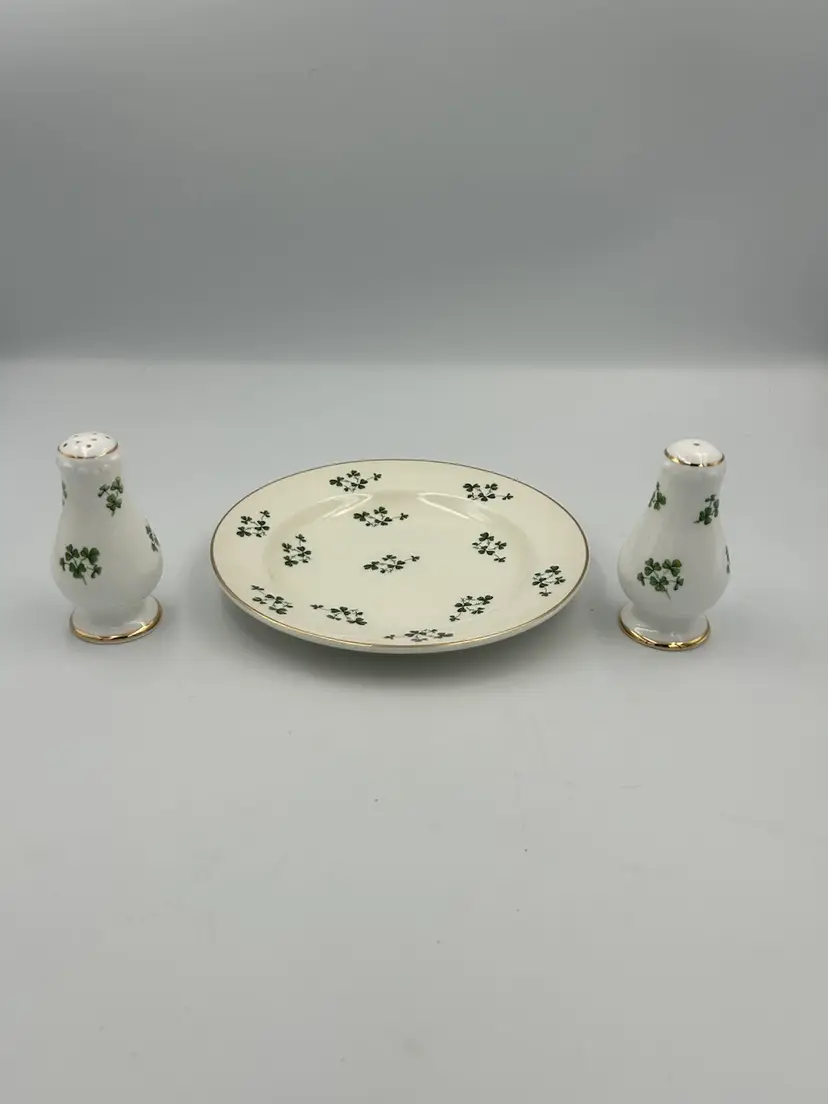 Carrigaline Pottery, Dish And Salt And Pepper Shaker Set Shamrock Design, Cork Ireland
