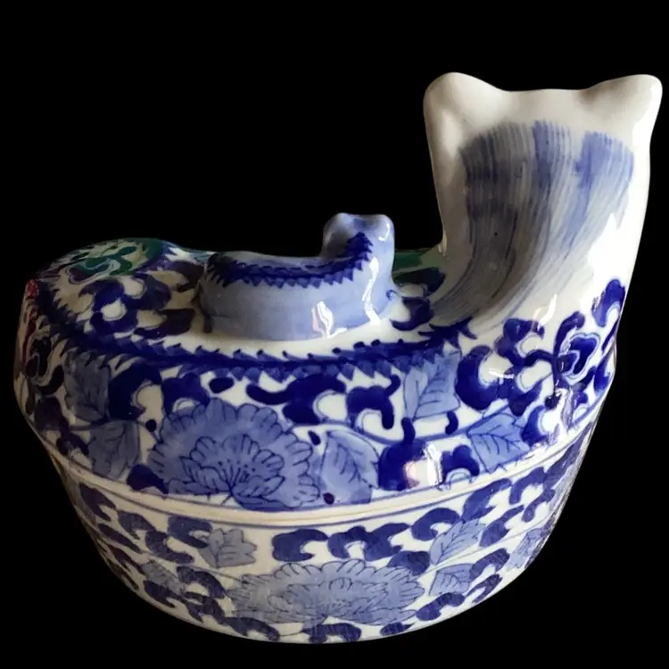 Large Blue And White Lidded Cat Dish “Mindy&Cindy” 7.5x6.5” China