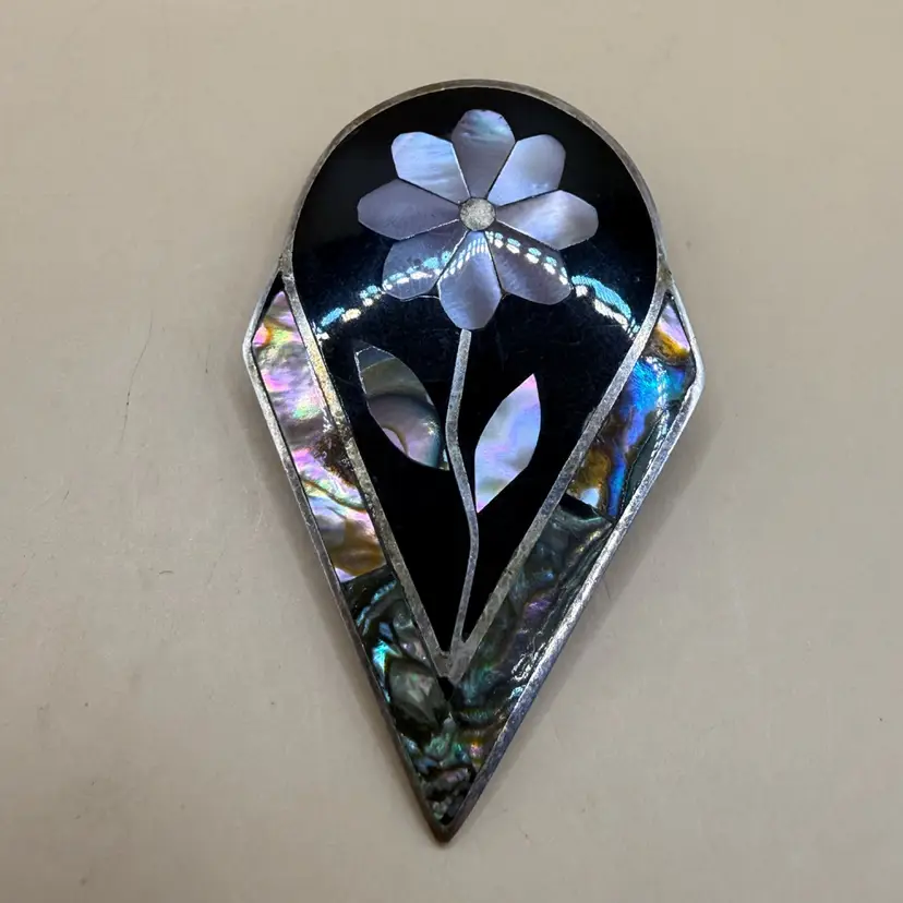 Beautiful Color Mother Of Pearl Onyx Flower Alpaca Mexico Brooch & Pendant 2”
