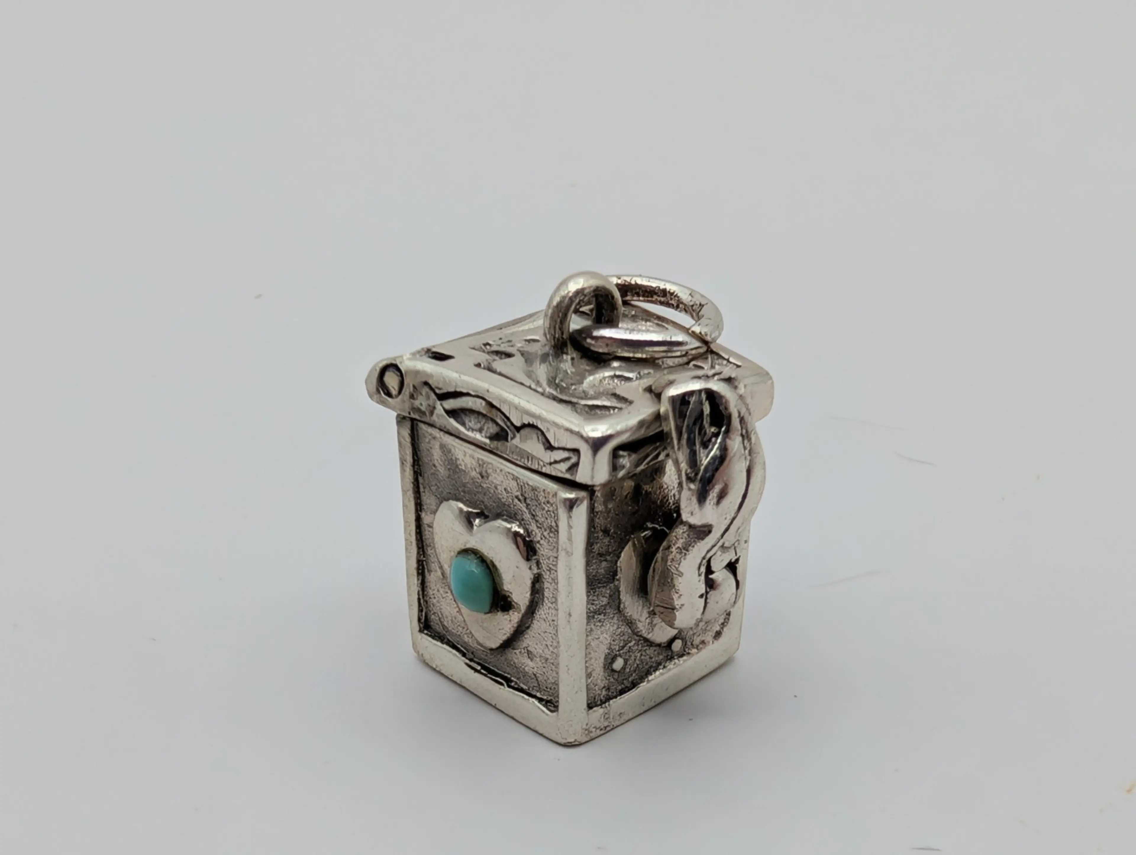 Image 1 of 1