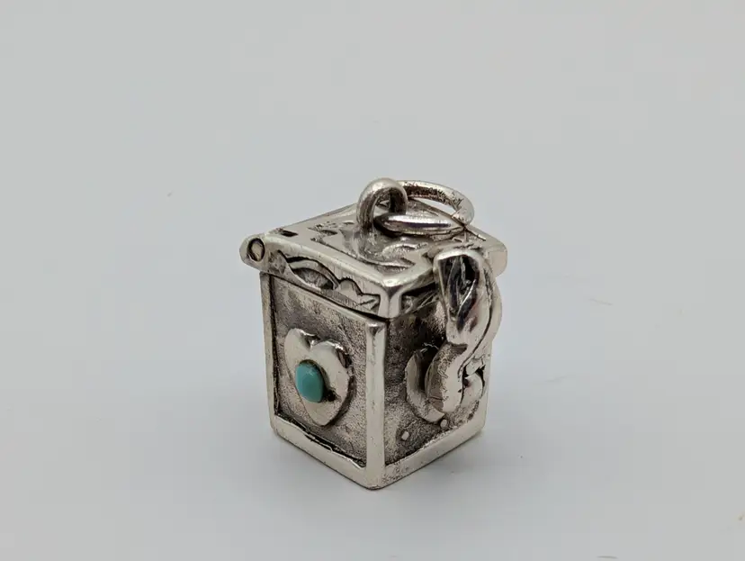 Intricate Small 925 Sterling Silver Trinket/Keepsake Prayer Box Locket/Charm