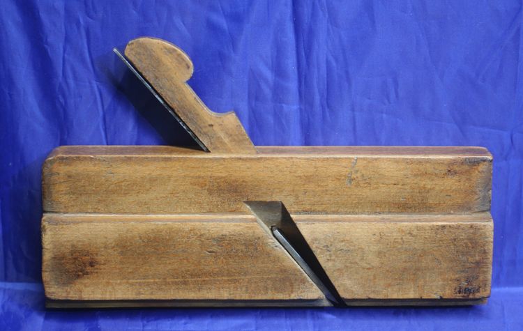 Wooden Side Beading Plane –5/8” – No Discernable Maker’s Mark