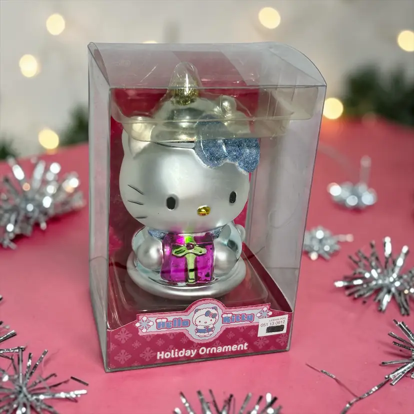Sanrio Hello Kitty Glass Christmas Ornament Blue Bow Holding Present 2007