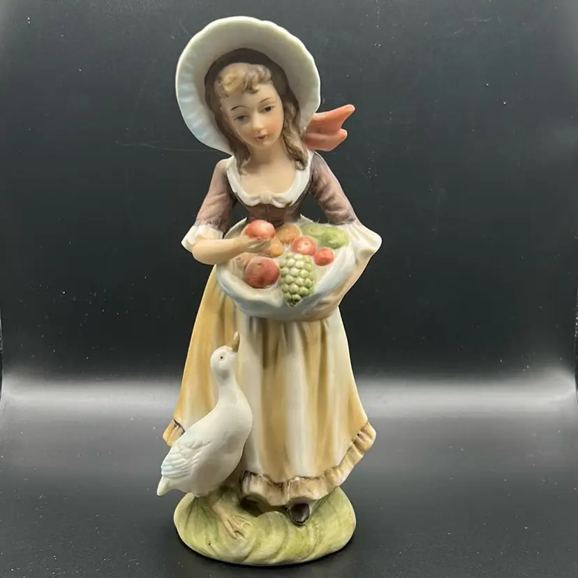 Lefton porcelain figurine 6988