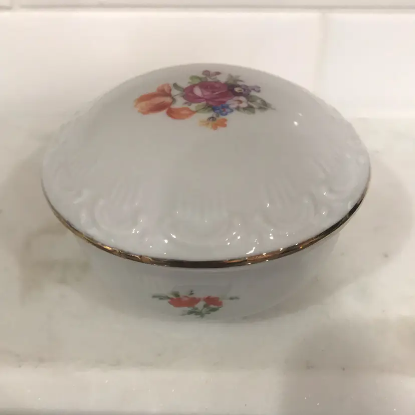 Vintage Small Porcelain Trinket Box Floral Motif