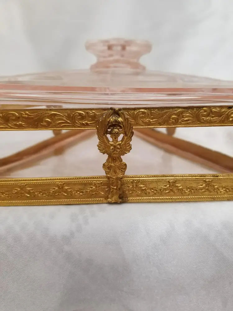 #147 Vintage Etched Pink Depression Glass Jewelry Dresser Box