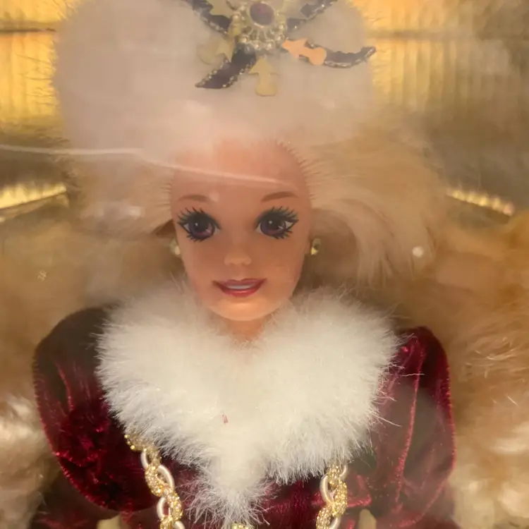 Vintage 1996 Hallmark HAPPY HOLIDAYS Special Edition Barbie