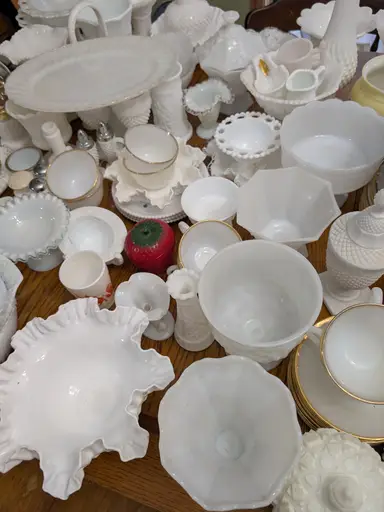 Milk Glass Monday!