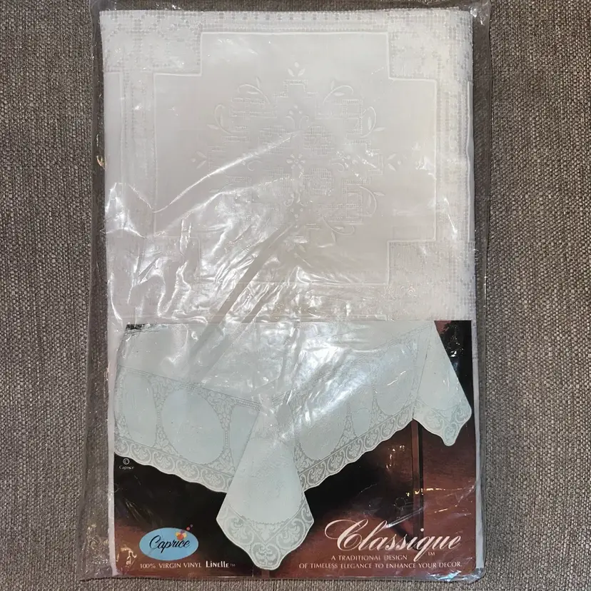 NOS Vintage Classique Caprice Virgin Vinyl Linelle Table Cloth 52X70 Made In USA