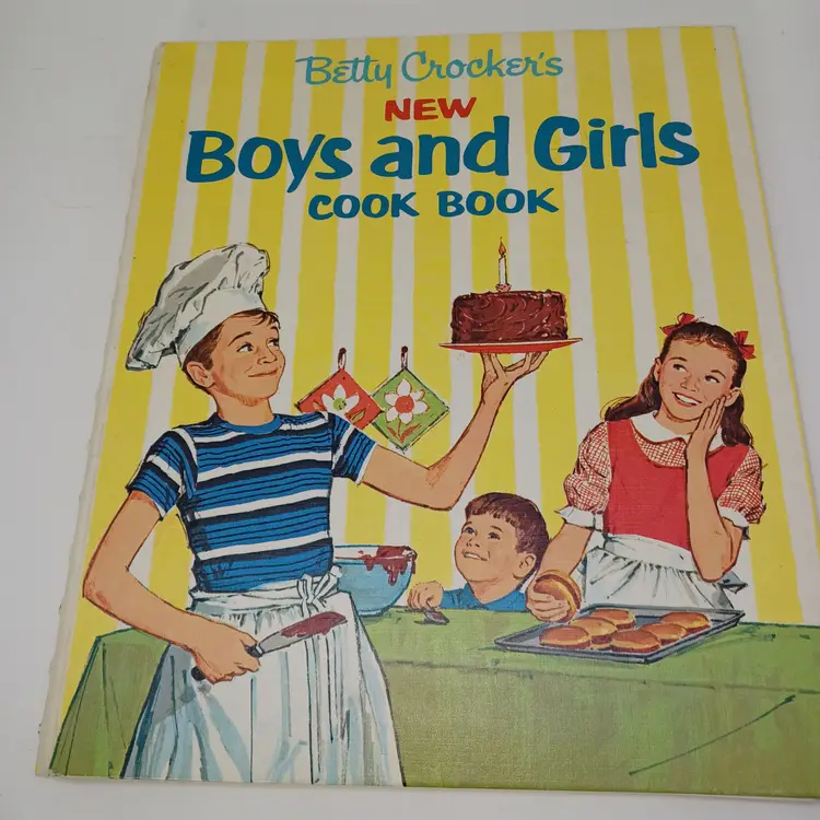 Betty Crocker's New Boys and Girls Cook Book 1965 1st Edition Sixth Printing