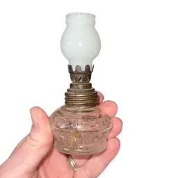 Antique VAPO Medicinal Use Mini Oil Lamp Cresolene Kerosene USA Medical Milk Glass