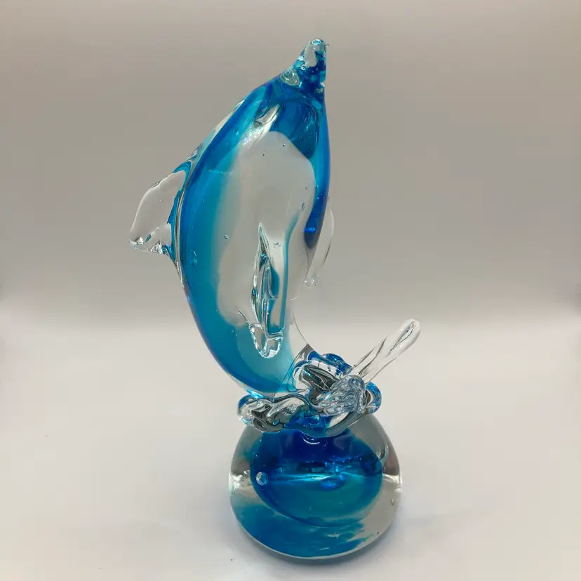 Glass Dolphin! 6 1/4” Tall!