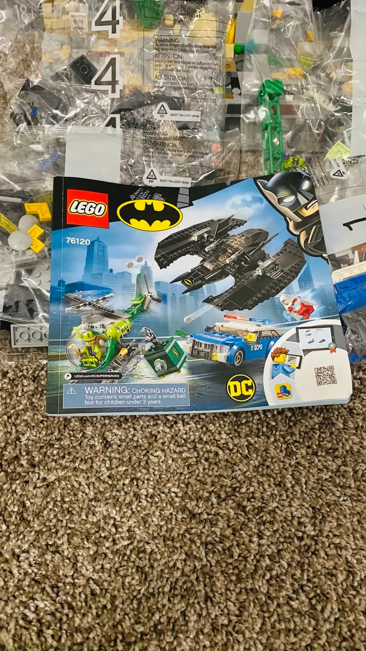 LEGO 76120 Batman Batwing & The Riddle Heist RETIRED See Description