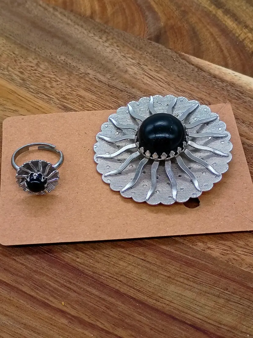 Vintage Signed Sarah Coventry Silver Tone Metal Starburst Brooch and Matching Cocktail Fashion Ring