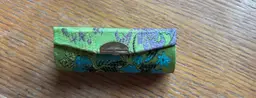VIBRANT GREEN AND BLUE LIPSTICK HOLDER