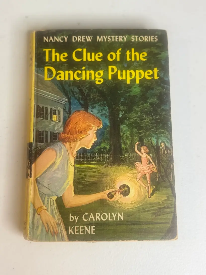 Vintage Nancy Drew ‘The Clue Of The Dancing Puppet’ Book 39 CR 1962