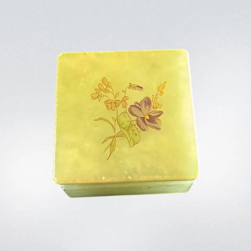 Vintage green alabaster hand carved trinket box from Italy