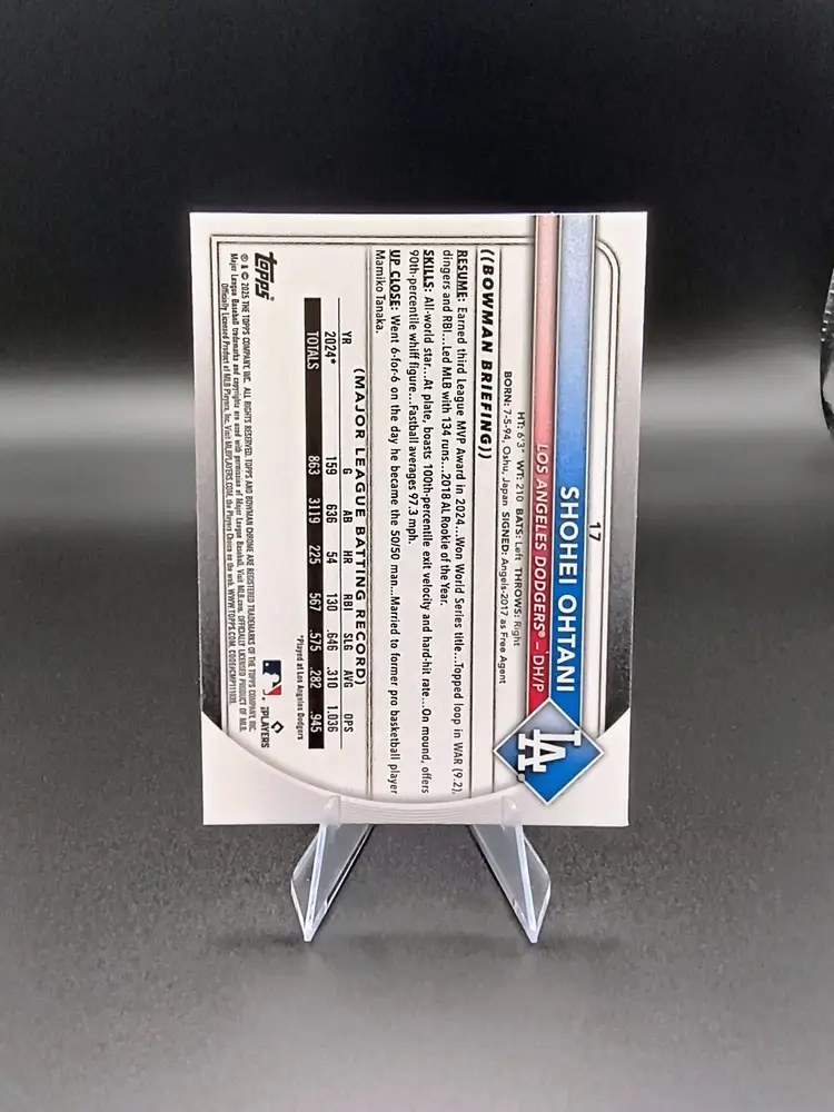 Shohei Ohtani 2025 Bowman Chrome #17 Mega Box Mojo Refractor
