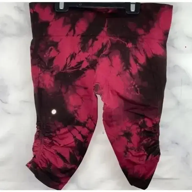 Lululemon In the Flow Crop Capri Leggings - Size 12