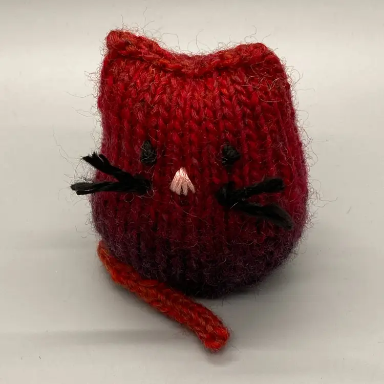 Hand Knit Red Brown Ombre Fall Colors Mini Stuffed Cat Shelf Sitter