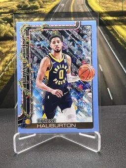 Tyrese Haliburton 2025 Topps Holiday Light Blue Glitter