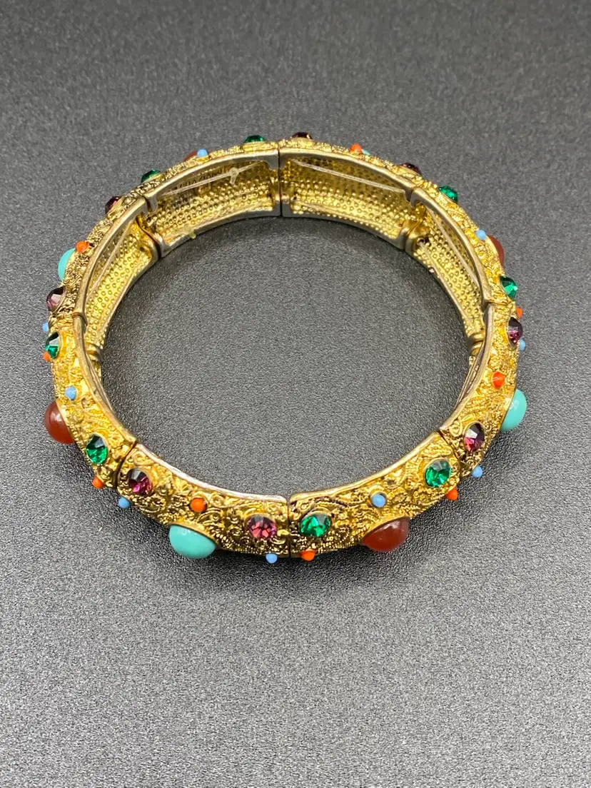 Vintage Graziano Stretch Gold Tone Bracelet