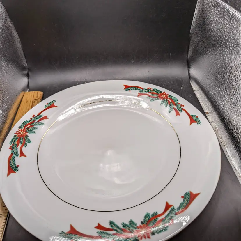 Vintage Tienshan Poinsettia and Red Ribbons Dinner Plate 10.5” Christmas Fine China