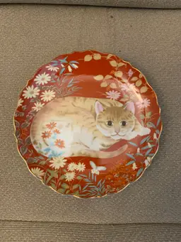 Light Red Cat Plate 7 3/8 X 1 Inches