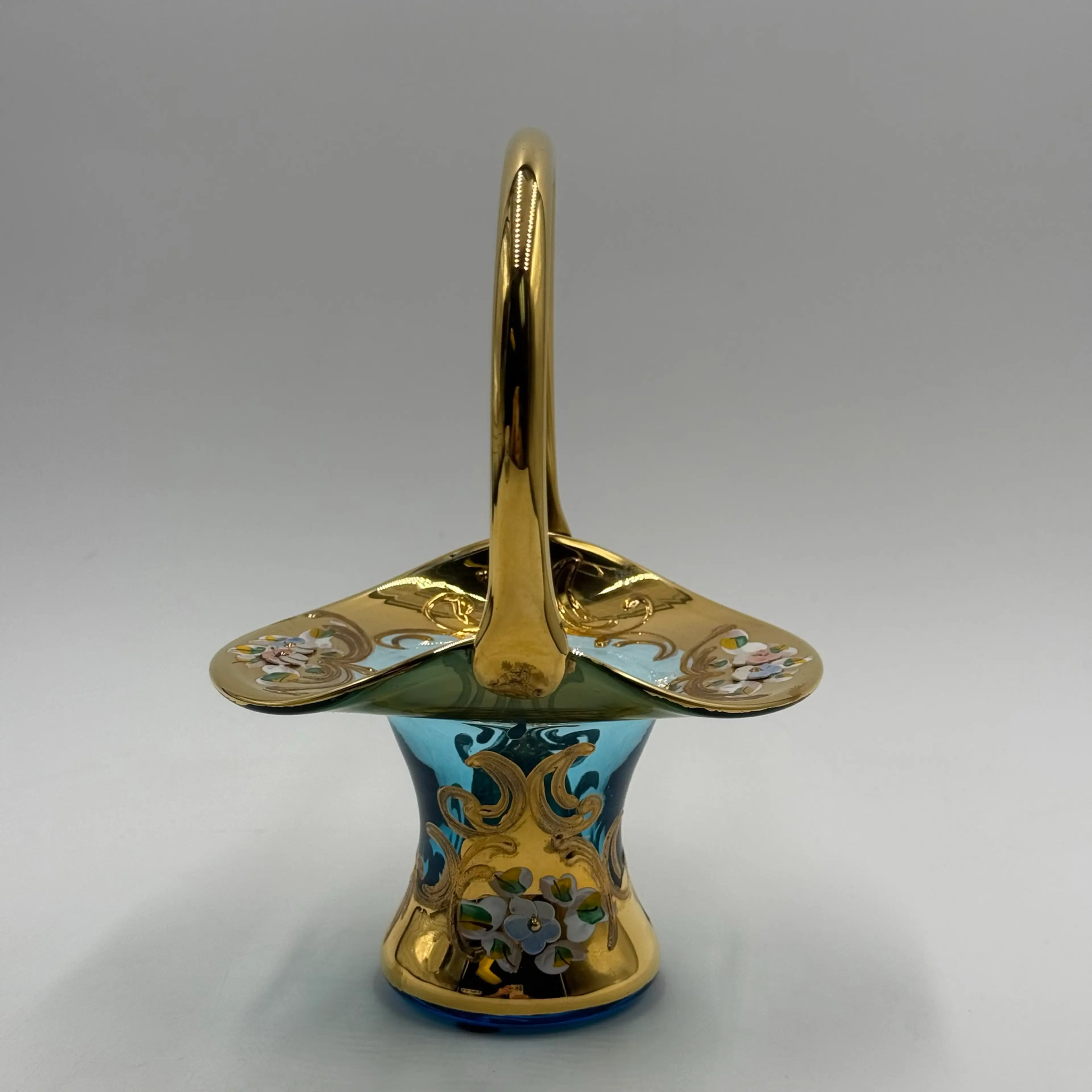 Image 2 of 14