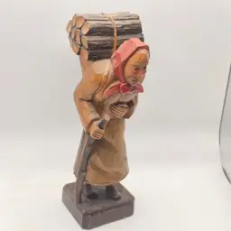 Vintage drechseltube German wooden Carved Figurine Sculpture Vintage old woman 9"