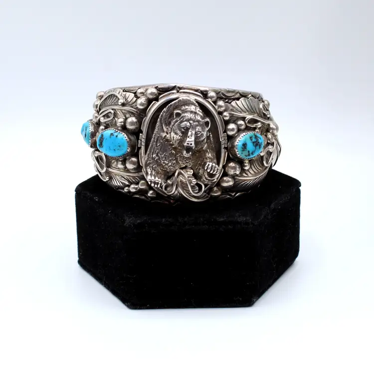 Southwestern Sterling Silver Turquoise 3D Bear themed cuff bracelet 152g