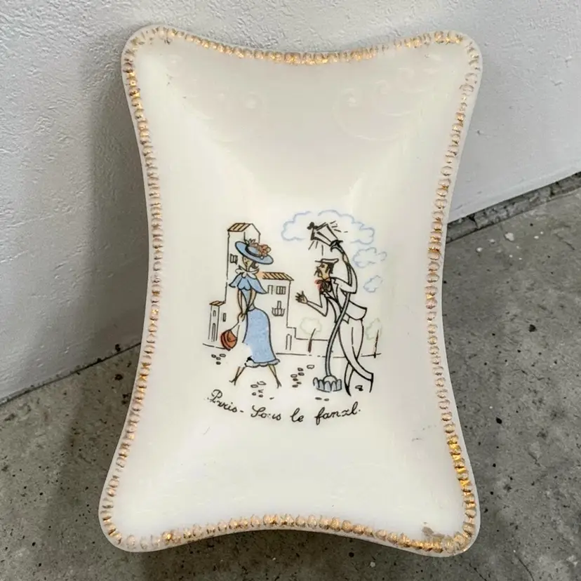 White Milk Glass Couple Paris Under The Lantern Open Salt Cellar Trinket Dish