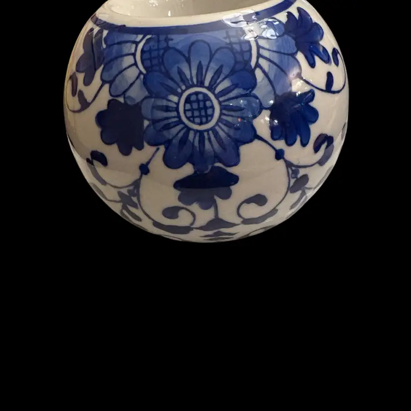 Chinoiserie Blue and White Ceramic Tea light Candle Holder