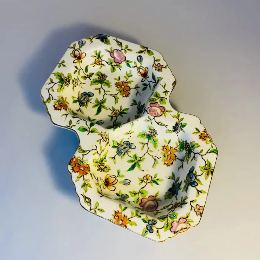 #3714 JAPAN Floral Chintz Divided Dish Moriyama Mori-Machi 2 Section Tidbit Tray Hand Painted Gold