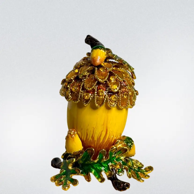 Trinket Box Objet d'art  Release No.116 "The Little Oak" Acorn Collectible Magnetic Closure Signed
3” T x 2” W