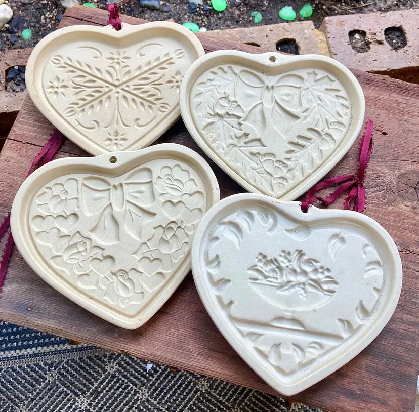 Pampered Chef Stoneware Cookie Molds Set of 4 Seasons of The Heart Series 2003