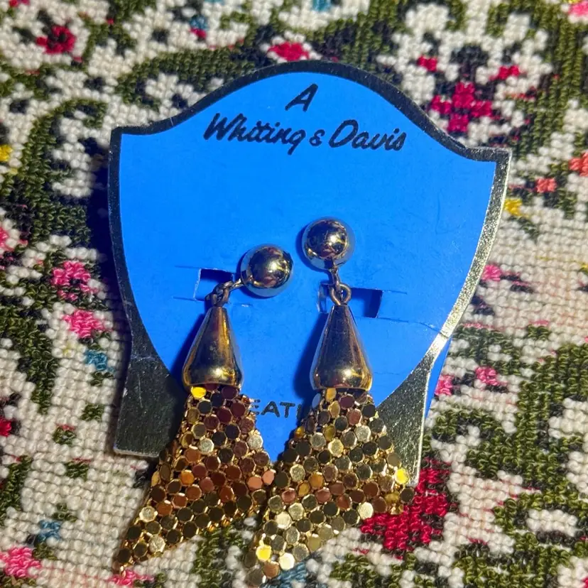 Vintage New Old Stock Whiting & Davis Mesh Clips 2”