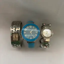 1 lot 3 Womens Watches