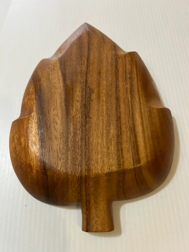 Monkey Pod Wood  Sectional Serving Tray/Nut Dish