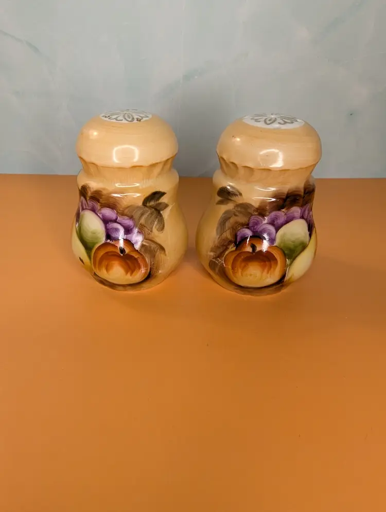 Lefton #NE607 Fruit Salt and Pepper Shakers Vintage