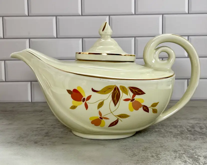 Hall's Autumn Leaf Aladdin Tea Pot with Infuser and Lid