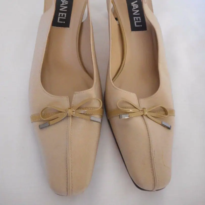 Vintage VANELi VAN ELi 7.5 N narrow Beige Womens 2 inch heel buckle sling back Shoes