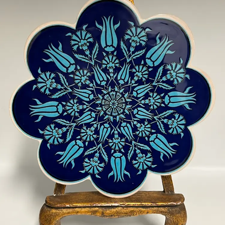 Turkish Iznik-Style Blue & Turquoise Floral Scalloped Trivet| Made in Turkey | 7.25”