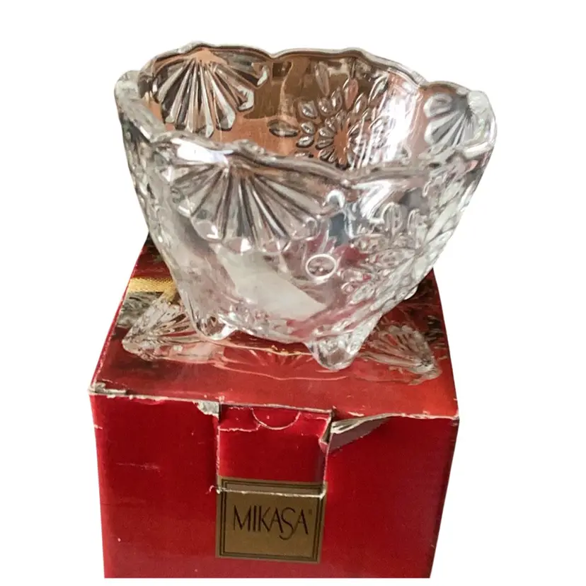 Mikasa snowflake candle holder 3 inches