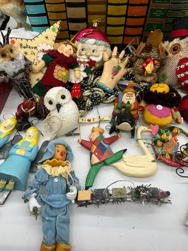 HBD NIKNAX 🎉🎂🎂🍰Ornament Sale! $2 Starts! And Surprise $1 Starts 