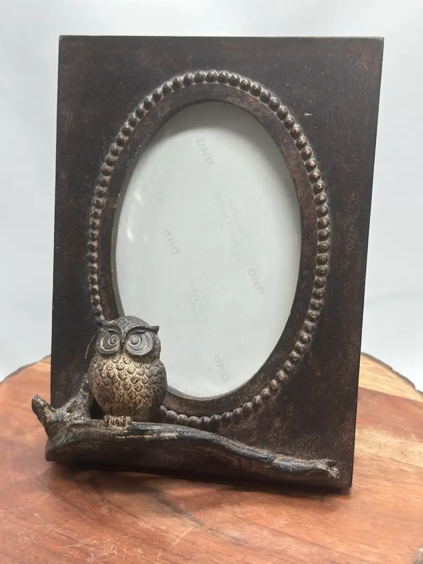 3D Owl Picture Frame Oval Free Standing