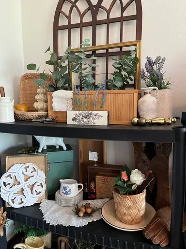 Goodwill Bins Haul Rustic Farmhouse, English Country Garden And More 