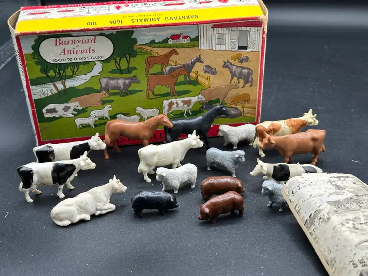 Plasticville - 1956 Barnyard Animals - Missing 2 Animals  - Nice Box & Inside Pamphlet