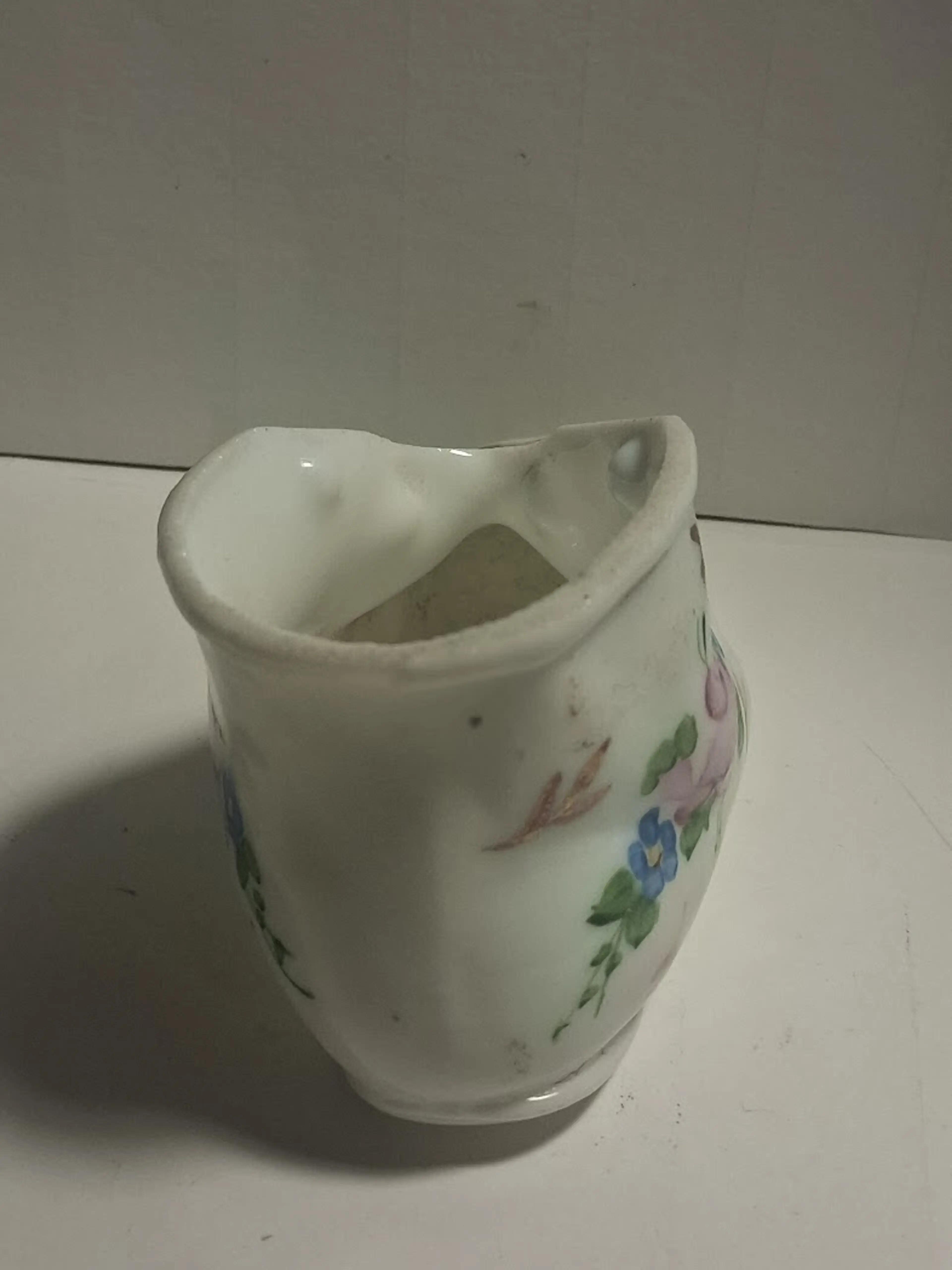 Image 4 of 6
