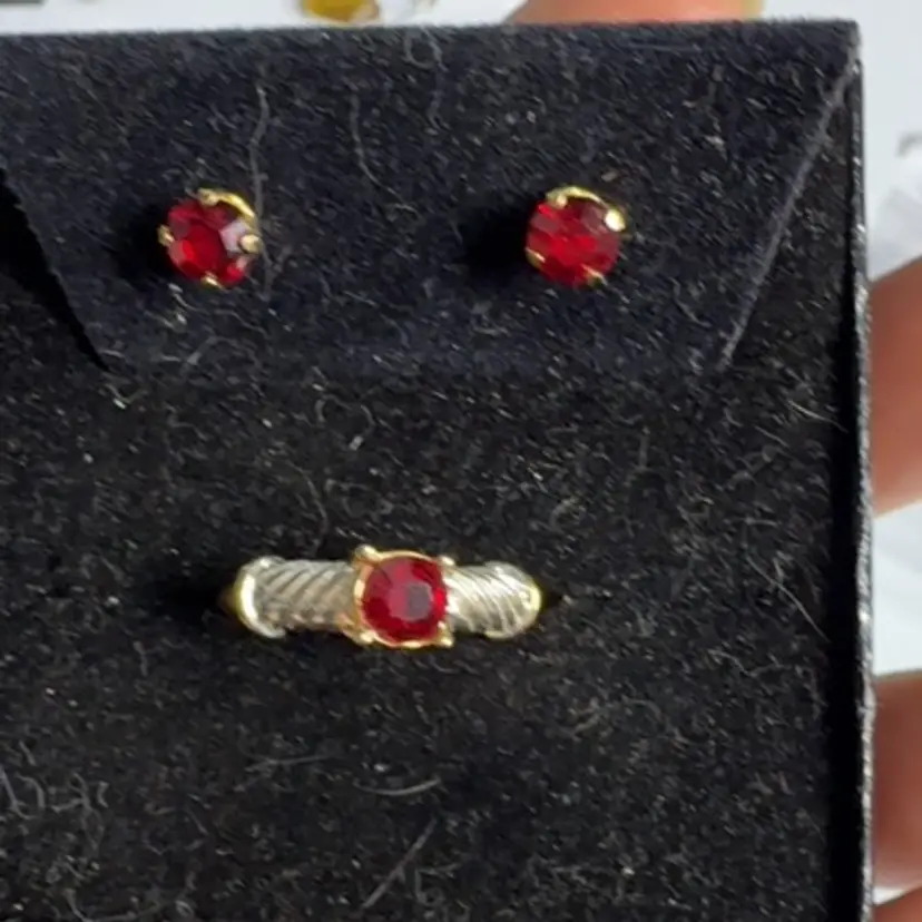 $1SB Anne Klein Earrings And Ring Set
